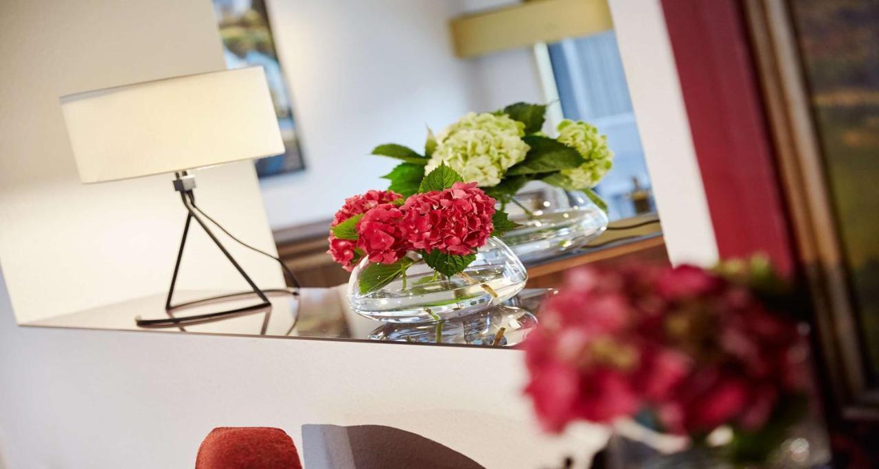 Imperial - Sure Collection By Western Düsseldorf